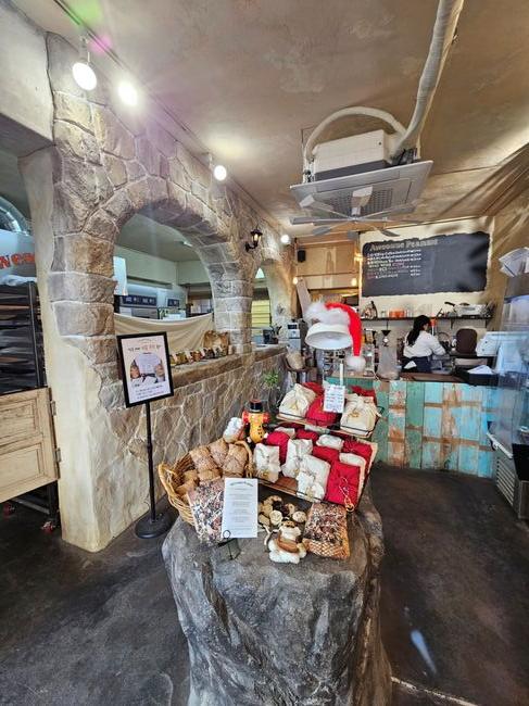 어썸피넛 내부.jpg